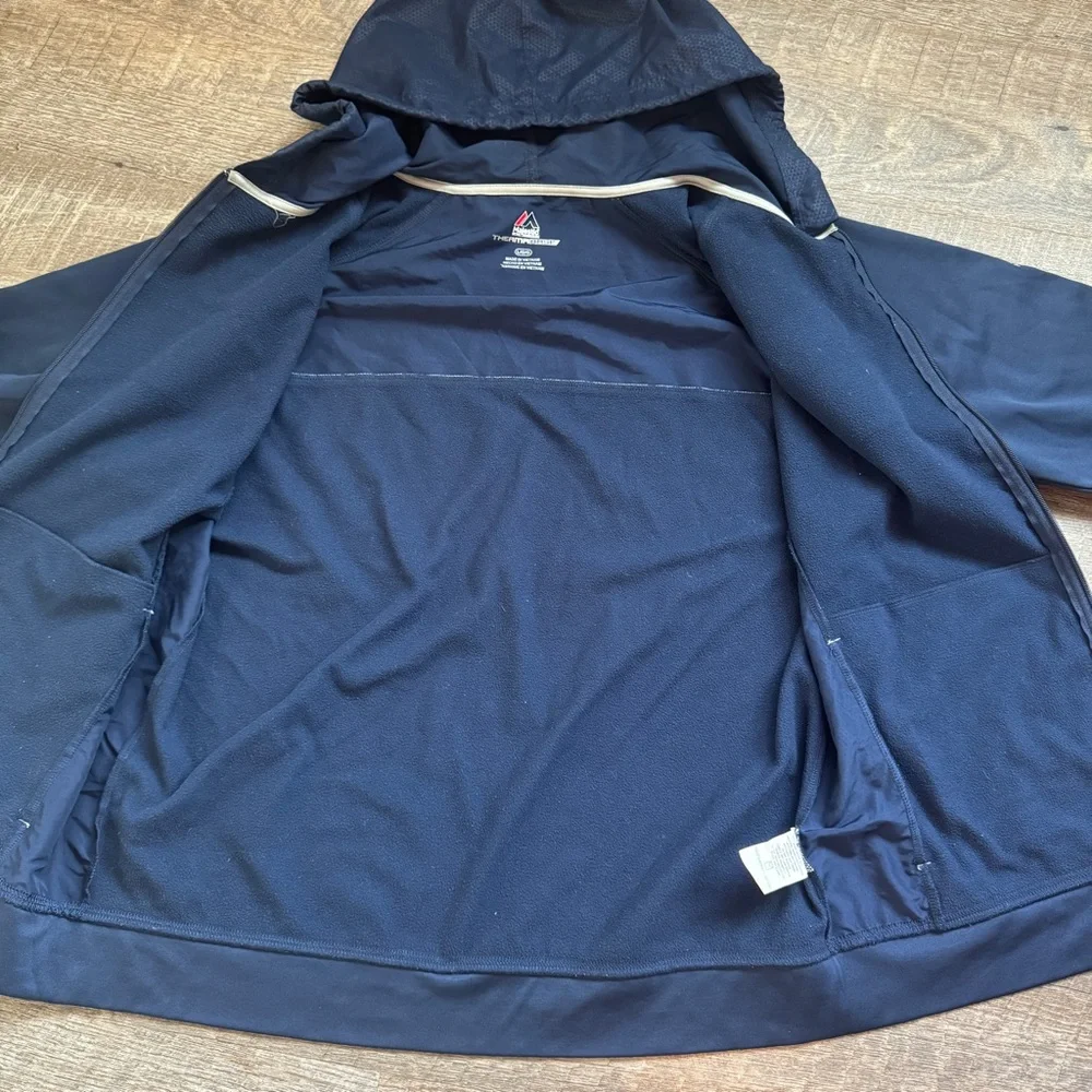 New England Patriots Full Zip Hoodie Men's Large Blue Majestic - Picture 8 of 10